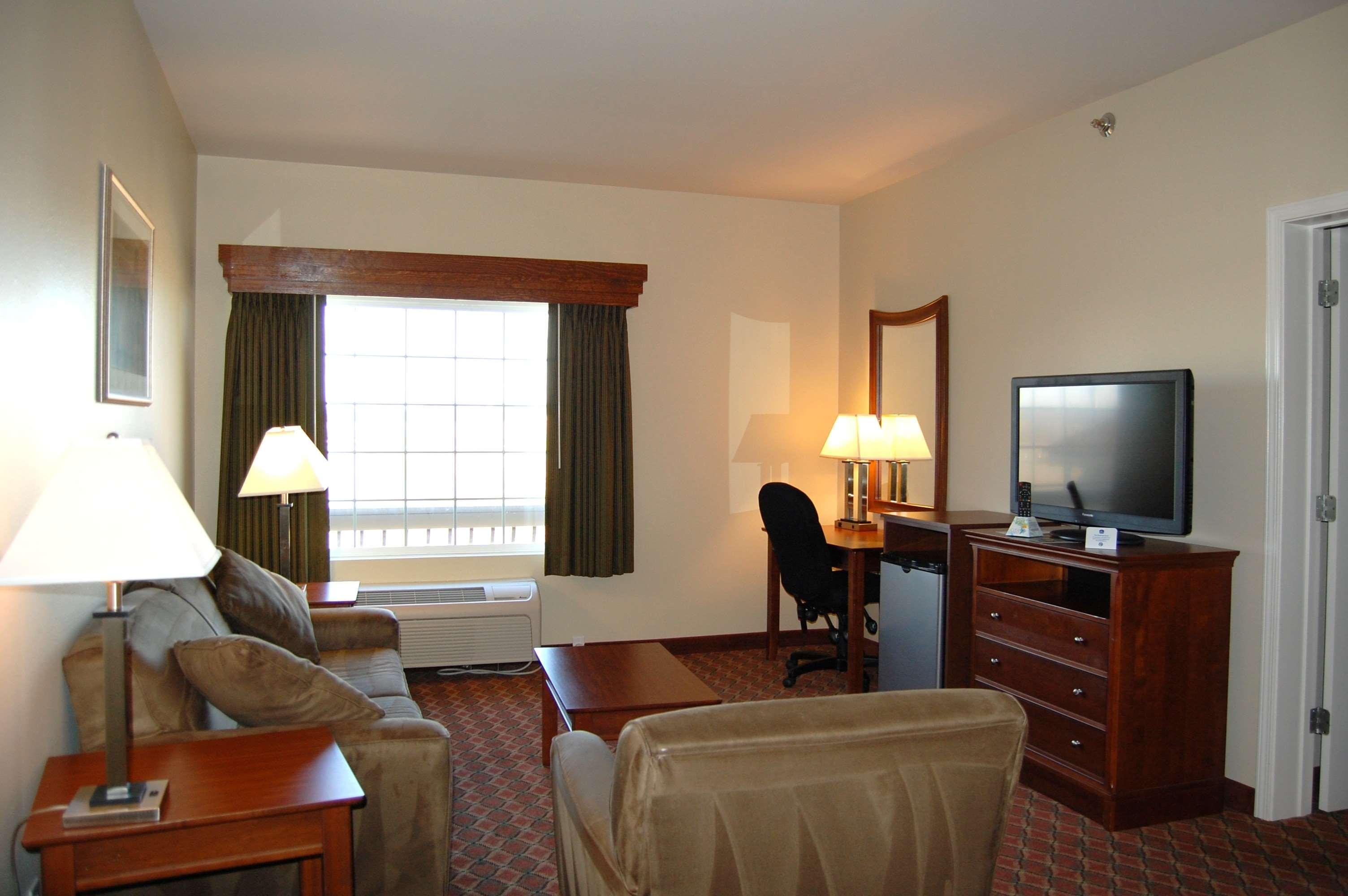 Best Western Plus Midamerica Hotel Mascoutah Dış mekan fotoğraf