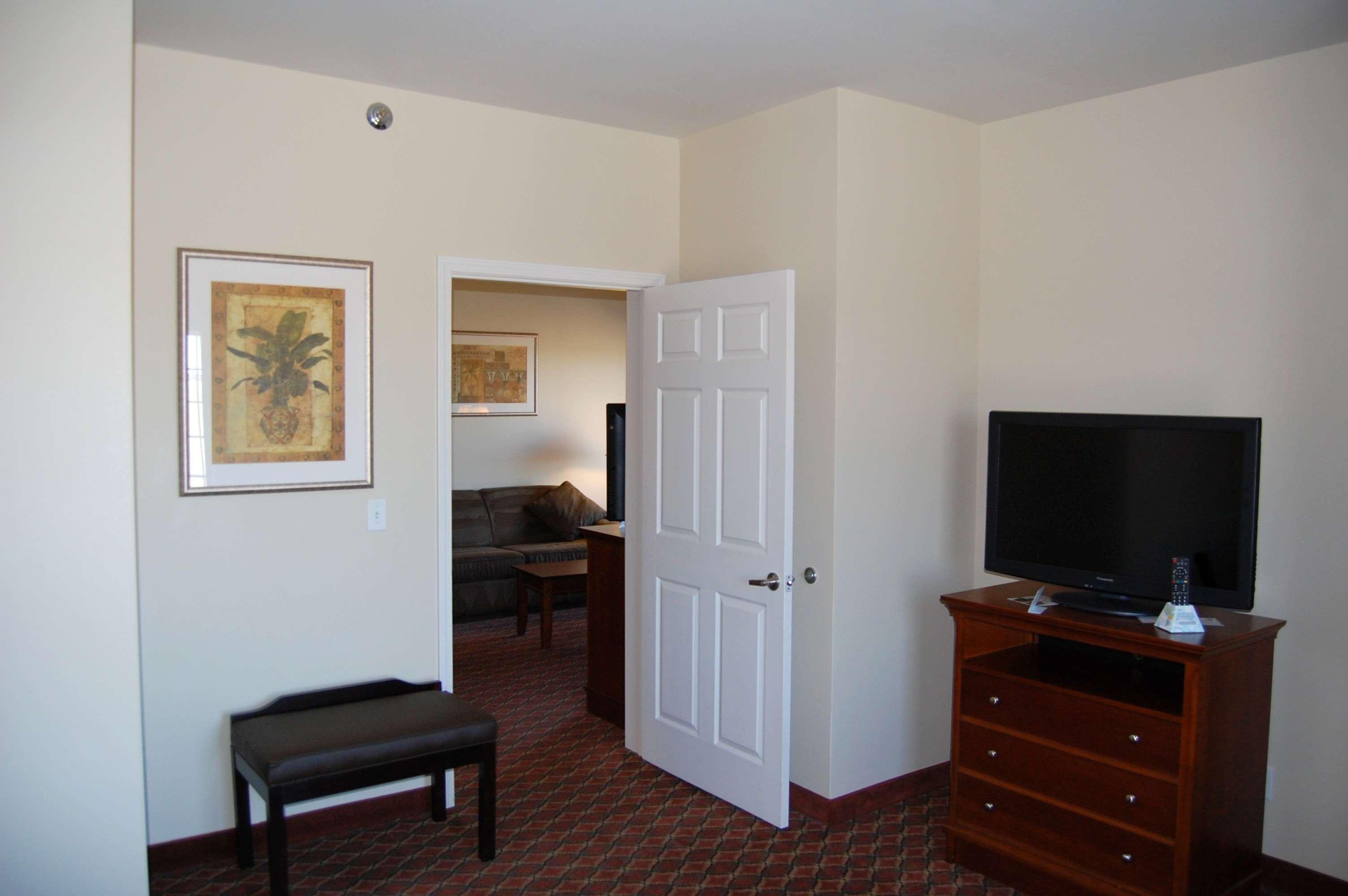 Best Western Plus Midamerica Hotel Mascoutah Dış mekan fotoğraf