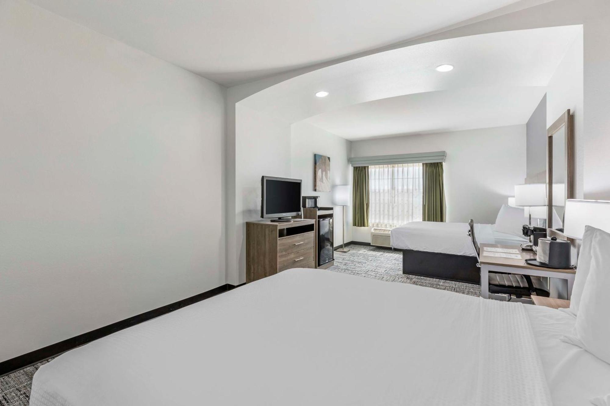 Best Western Plus Midamerica Hotel Mascoutah Dış mekan fotoğraf